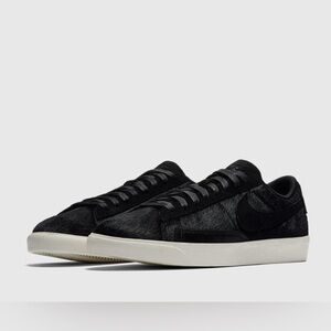 Nike Womens Blazer Low Lux Black Pony Hair Sneakers